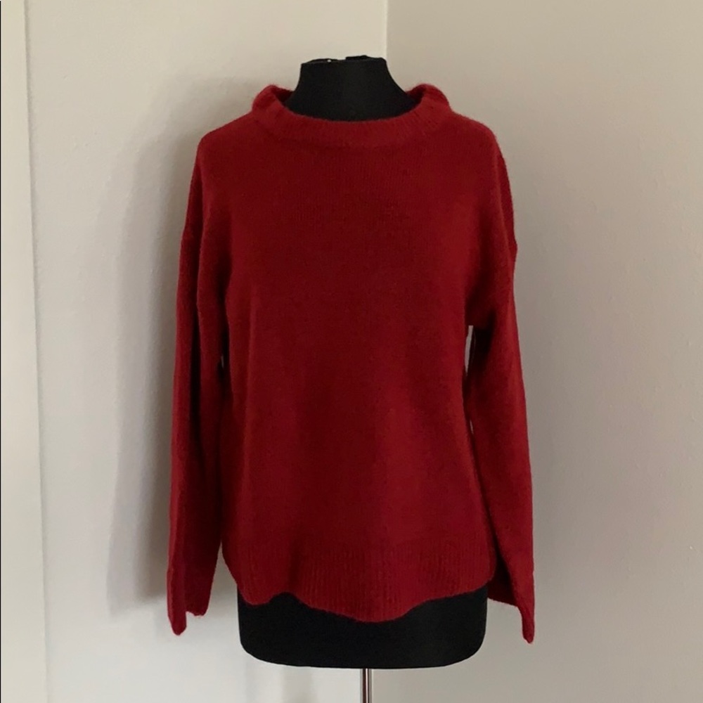 Dip Target Sweater